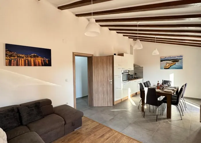 アパート Mediteran